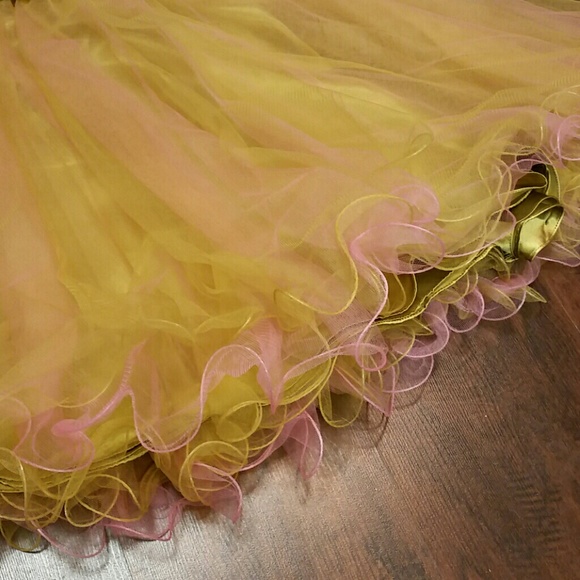 Unique Green and Pink Short Dress - Picture 3 of 4